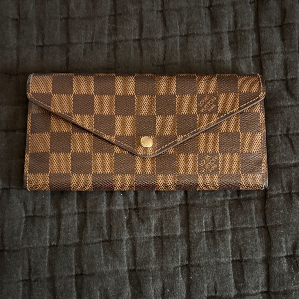 LouisVuitton Checkered Brown Wallet